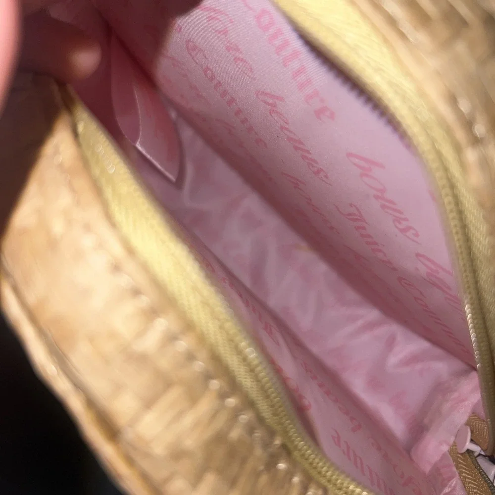 Juicy Couture Straw Crossbody Purse Small Round Tan‎ & Pink Bag